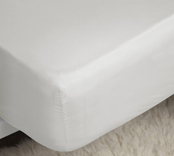 200 Thread Count Small Double Ivory Fitted Sheet